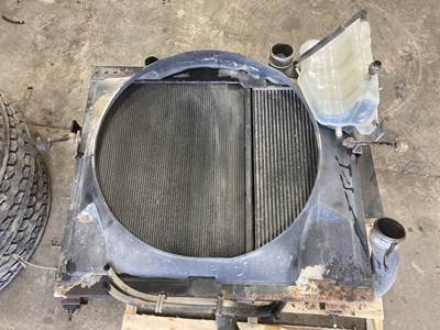 International 9200 Cooling Assembly