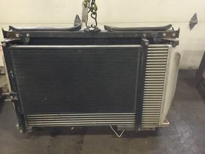 International 9900 Cooling Assembly