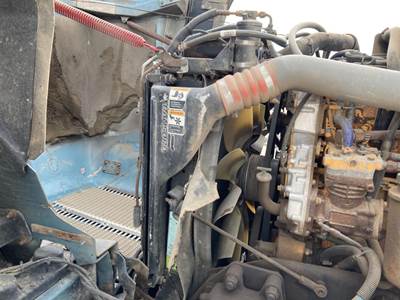 Kenworth T600 Cooling Assembly