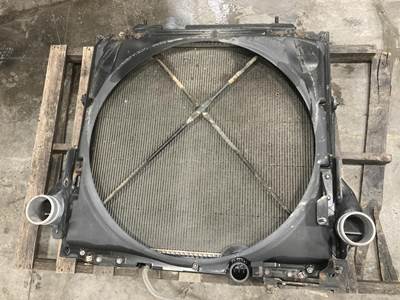 Kenworth T680 Cooling Assembly