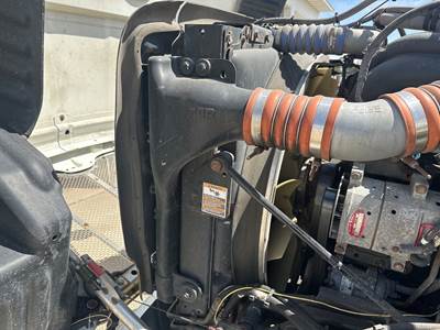 Peterbilt 587 Cooling Assembly