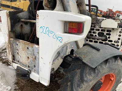 Bobcat V623 Counterweight