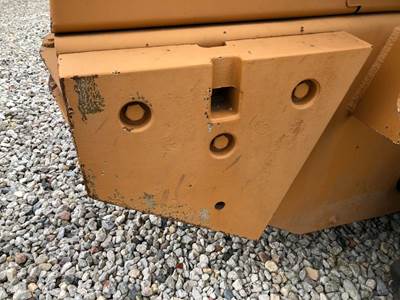 Case 621 Counterweight