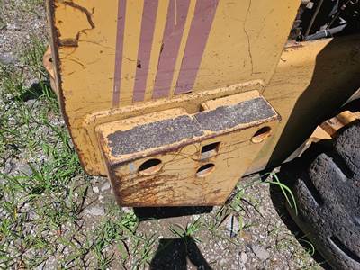 Case 721B Counterweight