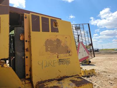 Case 821 Counterweight