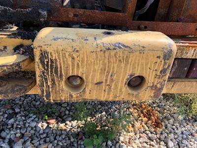 Caterpillar 916 Counterweight