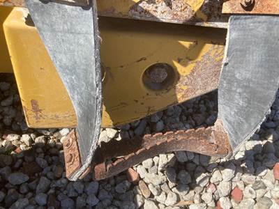 Caterpillar 928G Counterweight