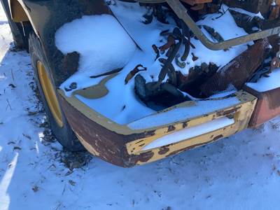 John Deere 324J Counterweight