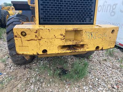 John Deere 544G Counterweight