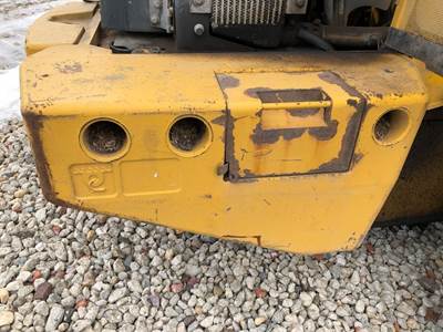 John Deere 544J Counterweight