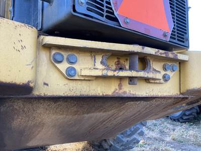 John Deere 544J Counterweight