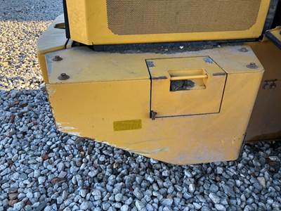 John Deere 544K Counterweight
