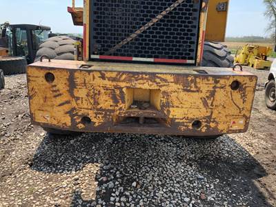 John Deere 644G Counterweight