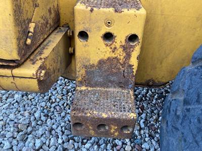 Volvo L90B Counterweight
