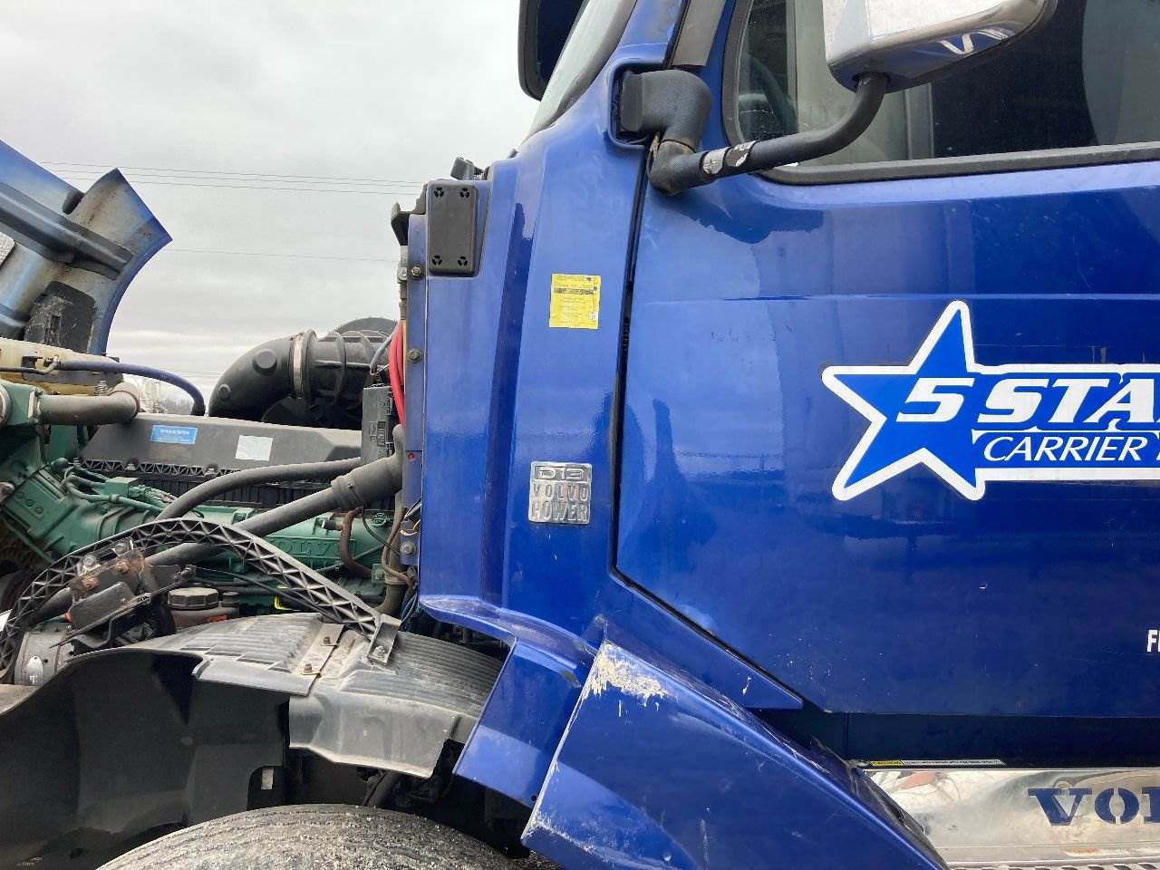 2016 Volvo VNL Cowl For Sale Spencer, IA 25577123