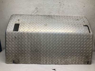 Detroit DD13 DPF Cover for a Freightliner Cascadia