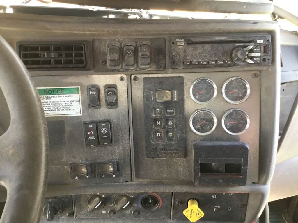 2015 Kenworth T270 Dash Assembly For Sale Kansas City, MO 24779734