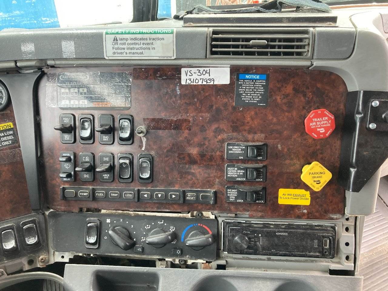2010 Freightliner Century Class 120 Dash Panel for a Freightliner C120
