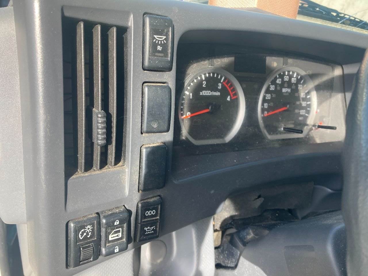 2015 Isuzu NPR Dash Panel For Sale Kansas City, MO 25338445