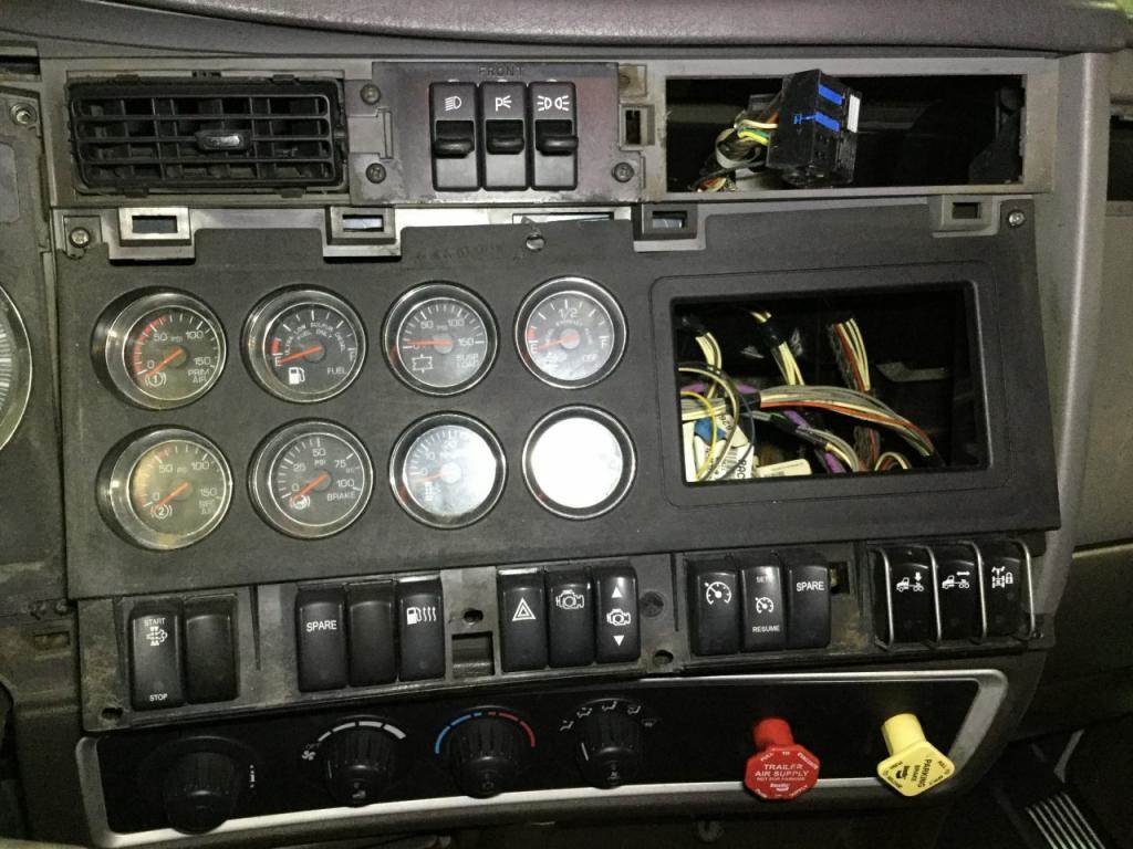 2013 Kenworth T660 Dash Panel For Sale Sioux Falls, SD 24750966