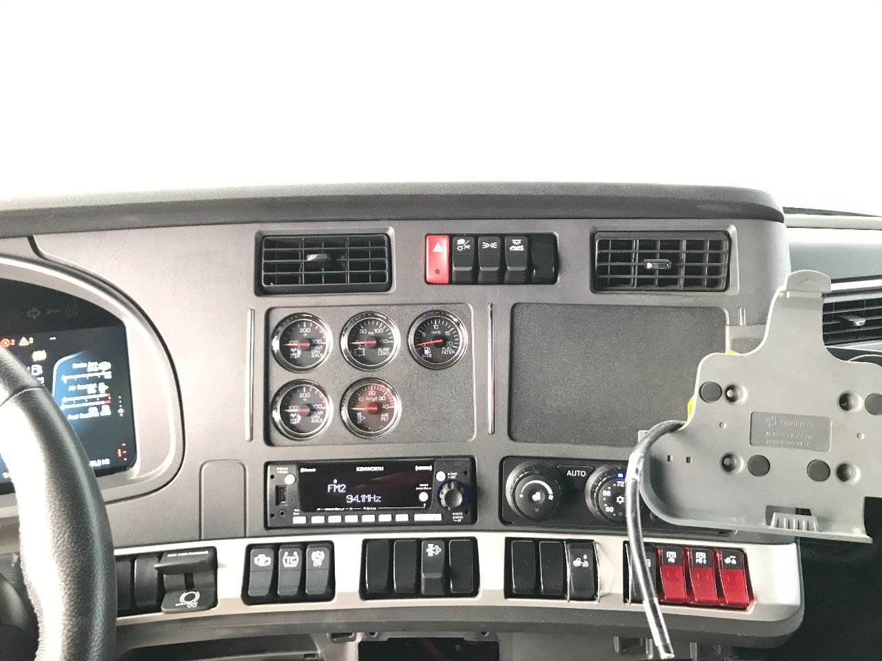 2023 Kenworth T680 Dash Panel For Sale Council Bluffs, IA 25550383