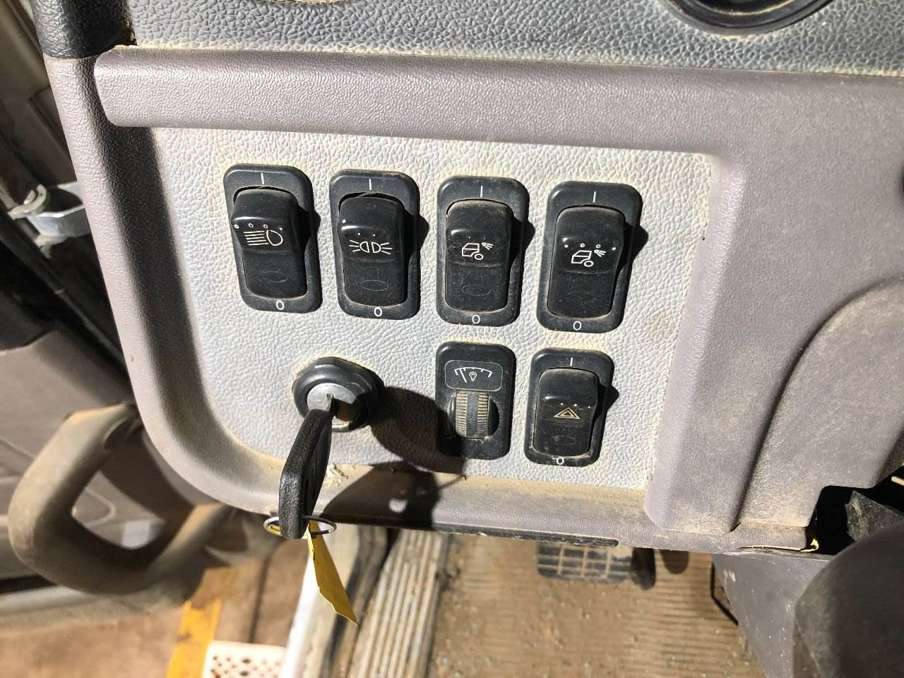 2015 Peterbilt 389 Dash Panel For Sale Sioux Falls, SD 25487803