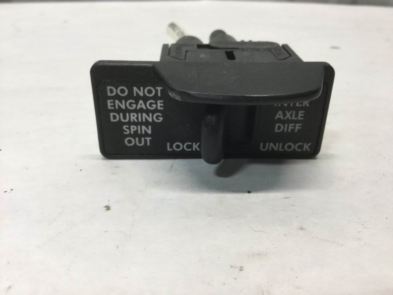2017 Freightliner Cascadia Dashboard Switch For Sale Sioux Falls, SD