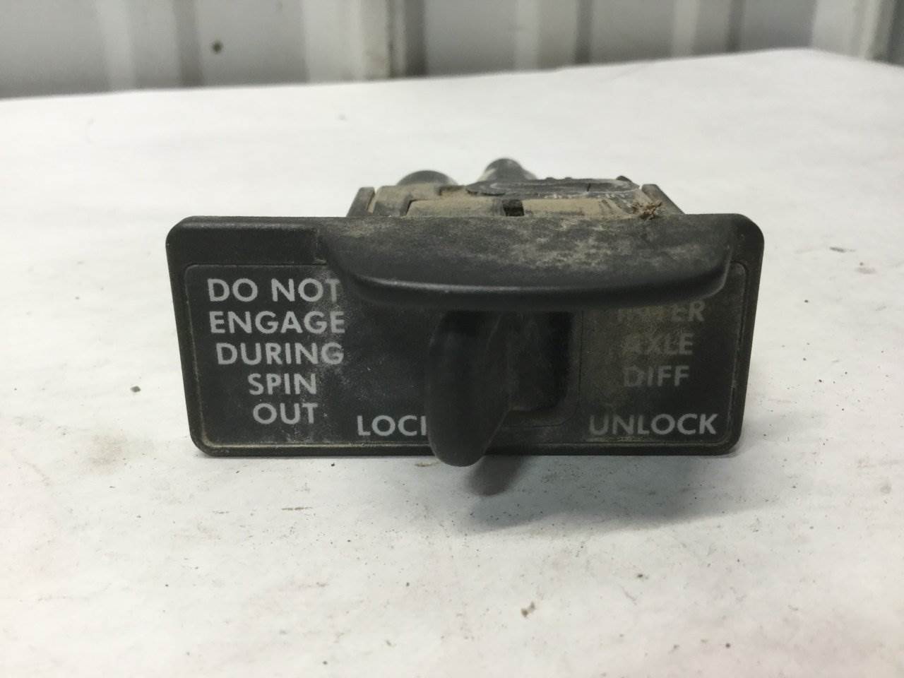 2016 Freightliner Cascadia Dashboard Switch For Sale Sioux Falls, SD