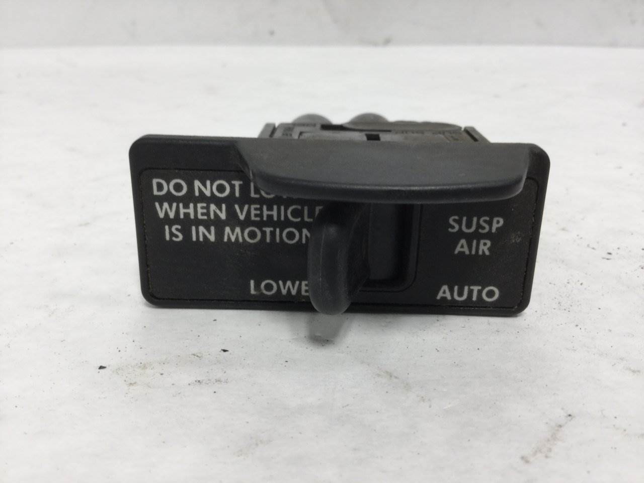 2017 Freightliner Cascadia Dashboard Switch For Sale Sioux Falls, SD