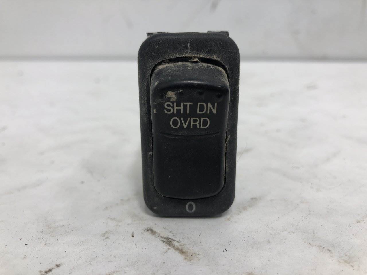 2014 Freightliner Cascadia Dashboard Switch For Sale Sioux Falls, SD