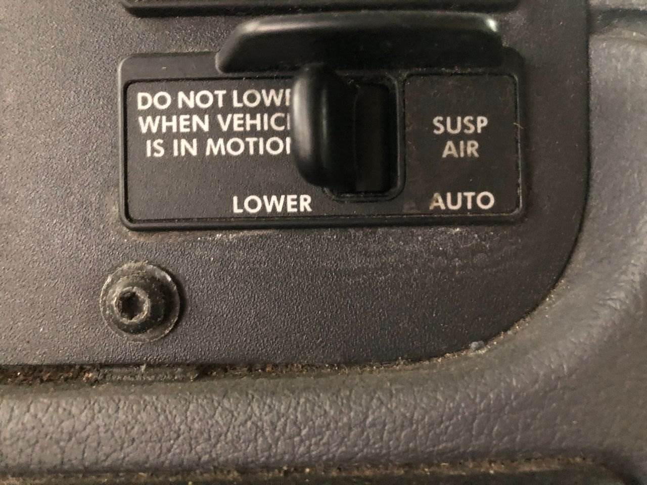 2016 Freightliner Cascadia Dashboard Switch For Sale Winimac, IN