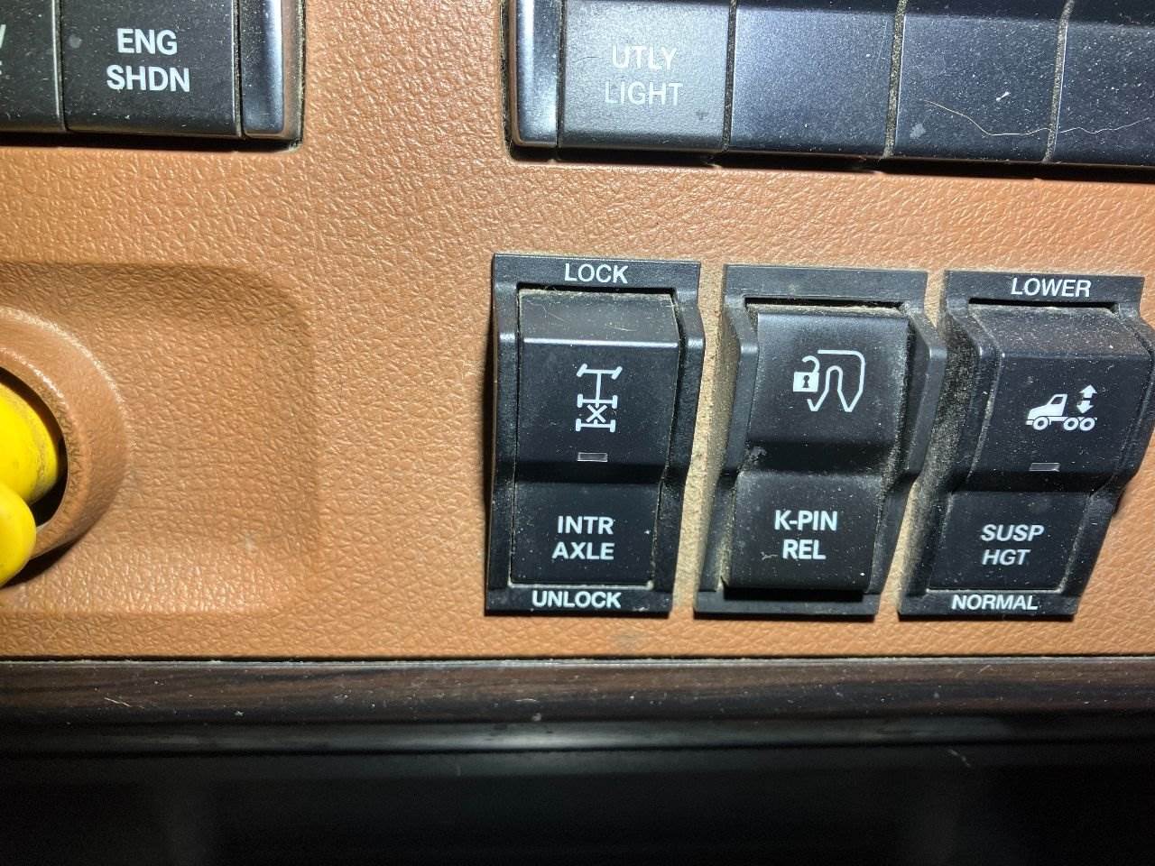2022 Freightliner Cascadia Dashboard Switch For Sale Sioux Falls, SD