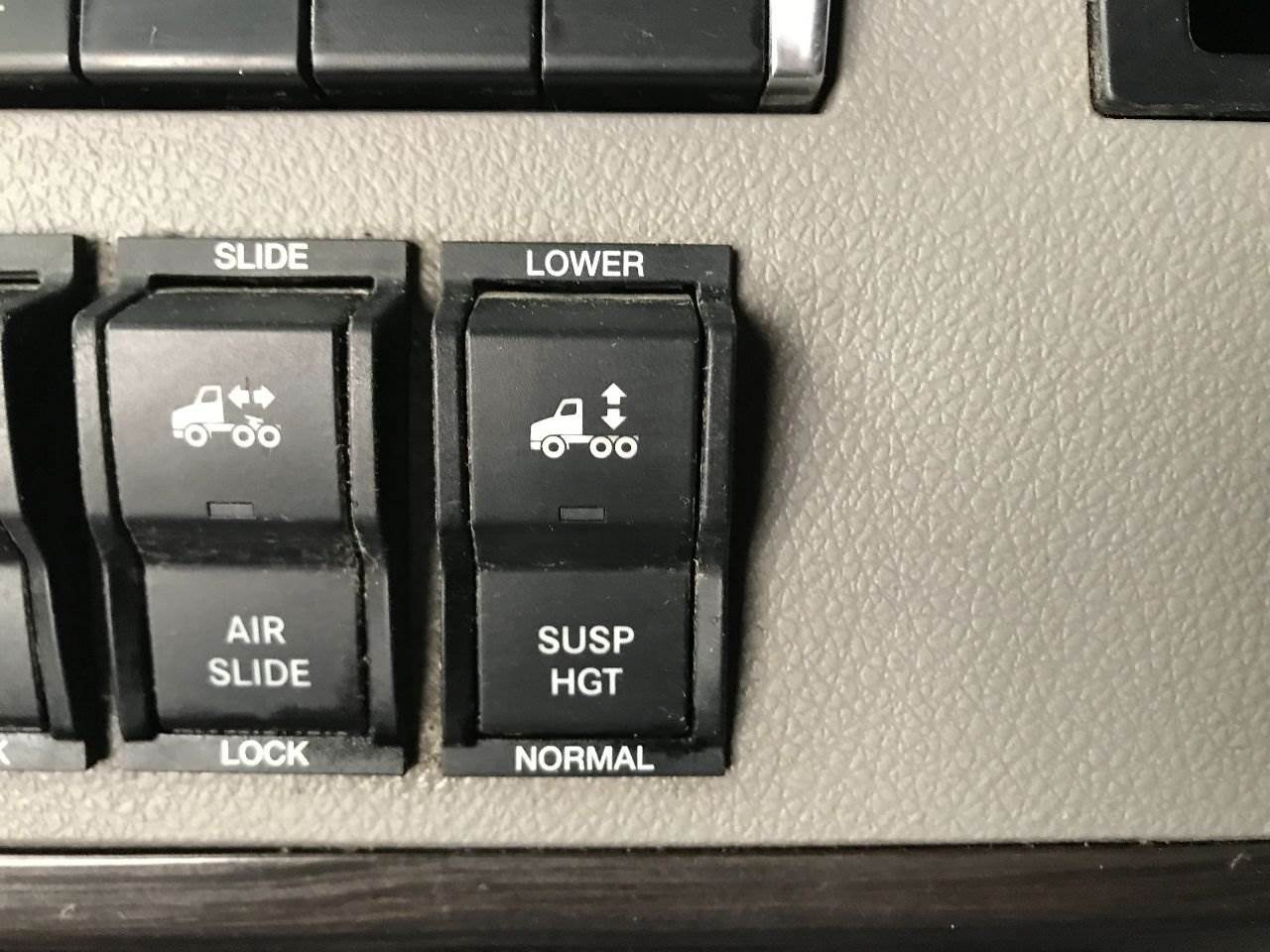 2019 Freightliner Cascadia Dashboard Switch For Sale Council Bluffs