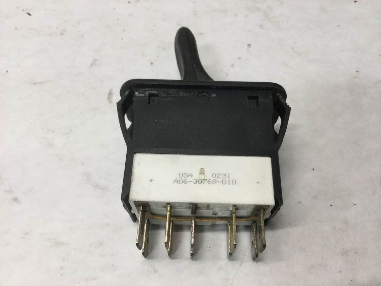 1998 Freightliner Century Class 120 Dashboard Switch for a Freightliner