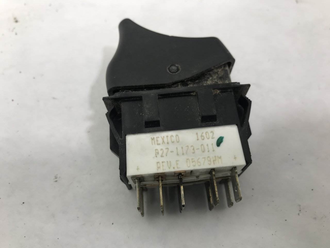 2017 Kenworth T680 Dashboard Switch For Sale Sioux Falls, SD P27