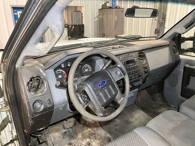 Ford F-450 Dashboard Assembly for a Ford F450 Super Duty