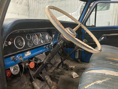 Ford F-600 Dashboard Assembly for a Ford F600