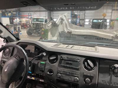 Ford F-650 Dashboard Assembly for a Ford F650