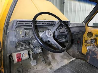 Ford F8000 Dashboard Assembly