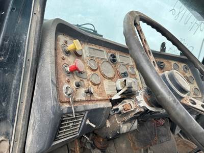 Ford LTLA9000 Dashboard Assembly