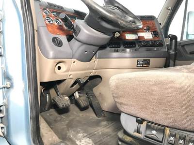 Freightliner Cascadia Dashboard Assembly