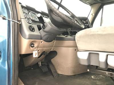 Freightliner Cascadia Dashboard Assembly