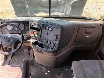 Freightliner Cascadia Dashboard Assembly