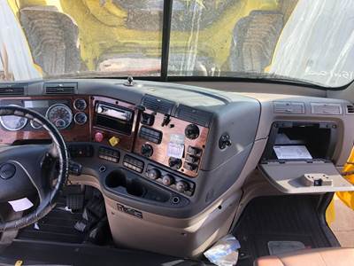 Freightliner Cascadia Dashboard Assembly
