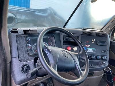 Freightliner Cascadia Dashboard Assembly
