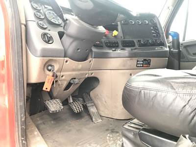 Freightliner Cascadia Dashboard Assembly