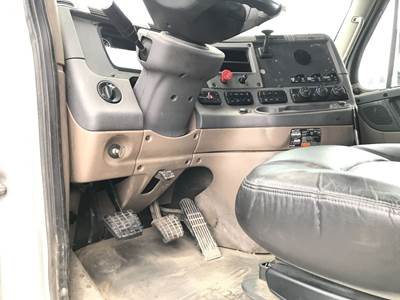 Freightliner Cascadia Dashboard Assembly