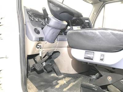 Freightliner Cascadia Dashboard Assembly