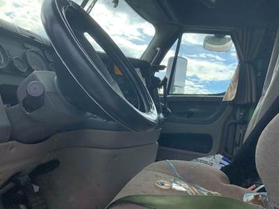 Freightliner Cascadia Dashboard Assembly