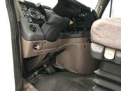 Freightliner Cascadia Dashboard Assembly